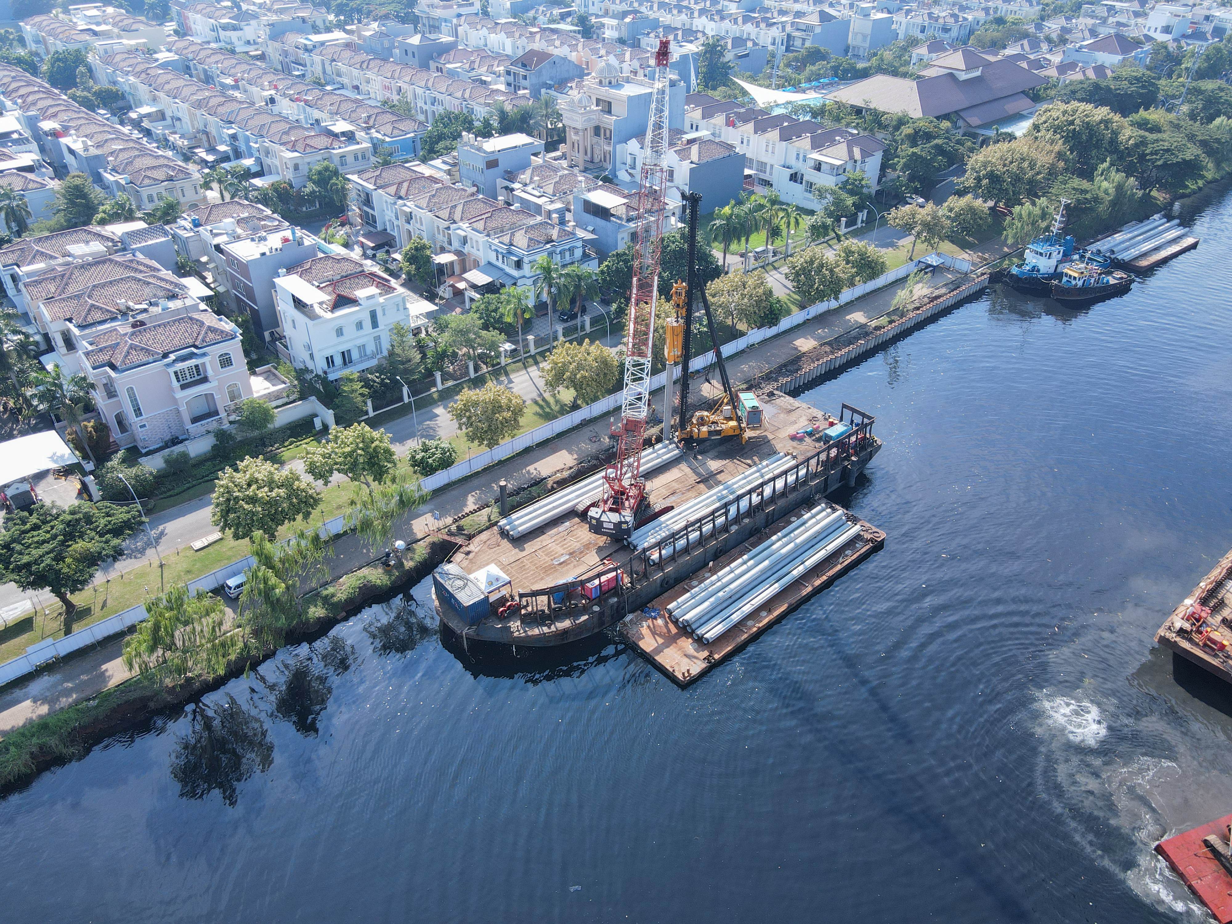 Highlight Pengaman Pantai, Kecamatan Penjaringan, Jakarta Utara